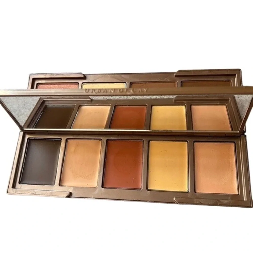 Urban Decay Naked Skin Shapeshifter Contour & Highlight Palette‎ Medium Dark